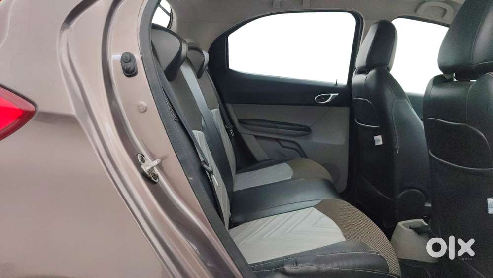 Tata Tiago 1.2 Revotron Xz, 2017, Petrol