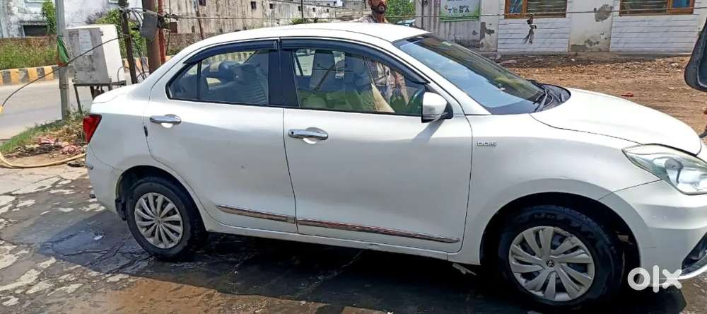 Maruti Suzuki Dzire 2018 Diesel 51725 Km Driven Singhal Hand Use
