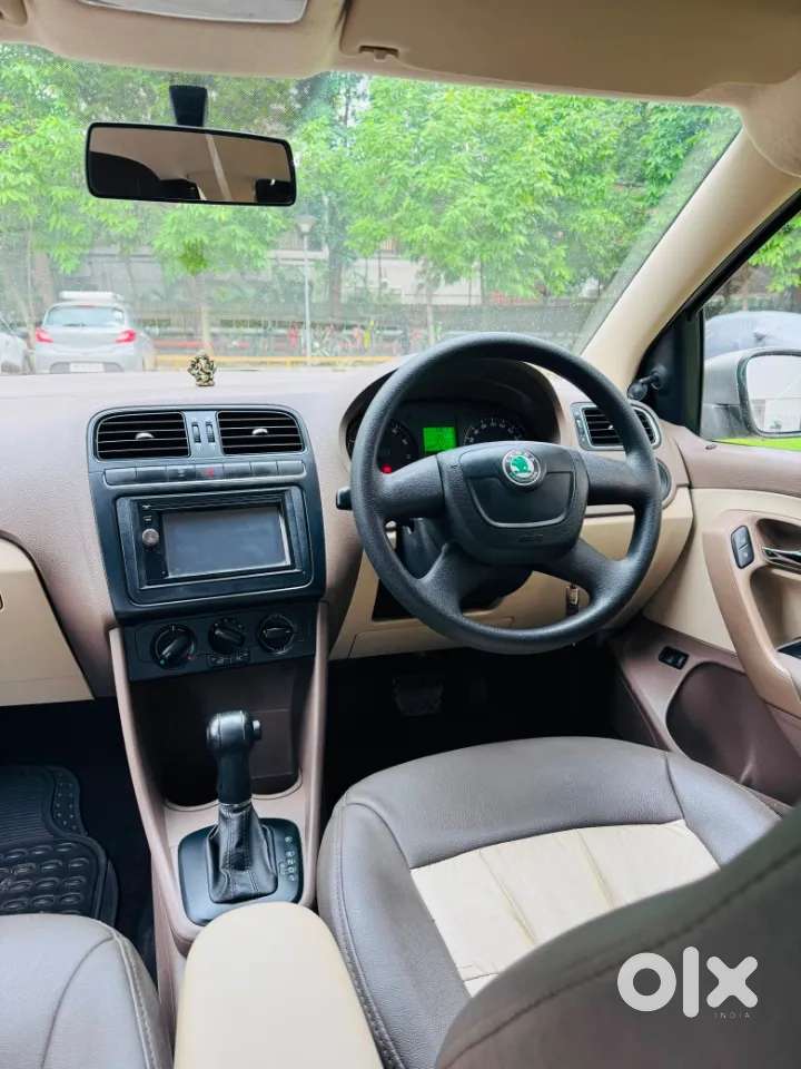 Skoda Rapid 1.6 Mpi At Ambition, 2013, Petrol