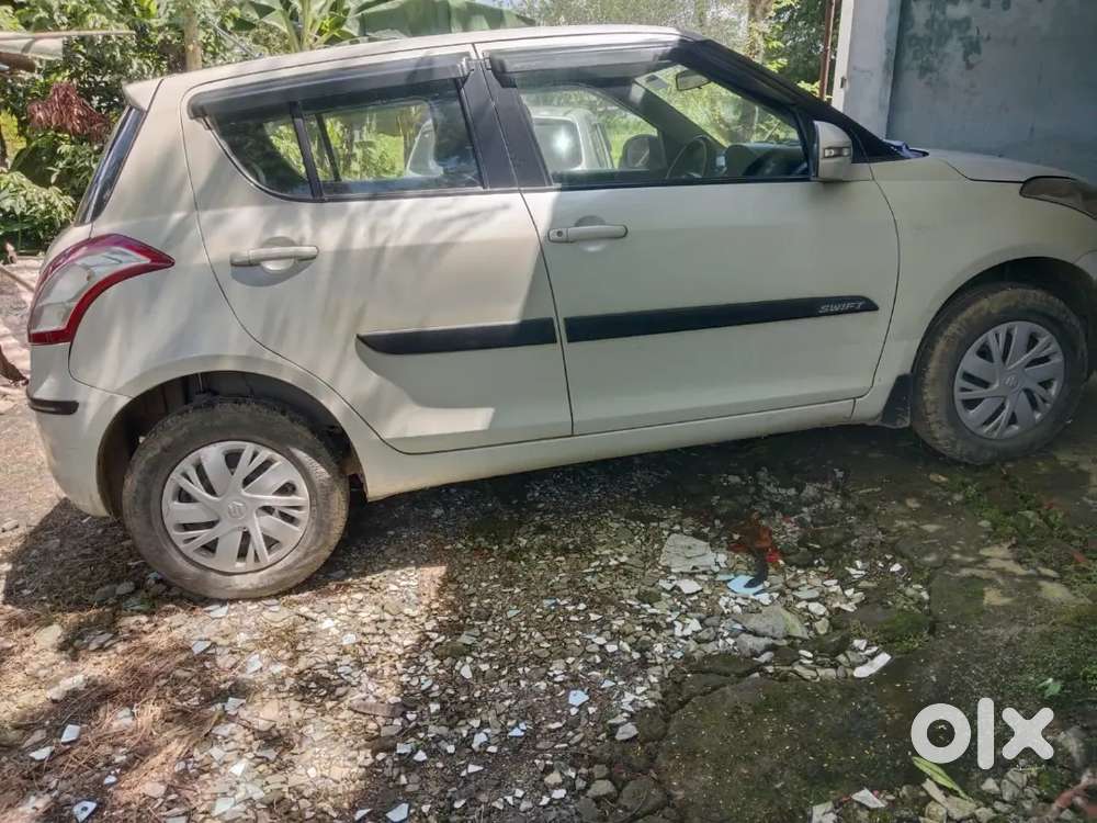 Maruti Suzuki Swift 2016 1.2 Vxi Abs