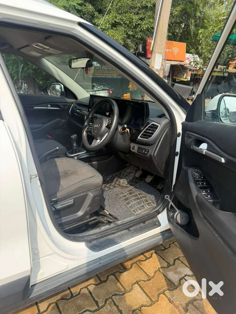 Kia Seltos Petrol 2021