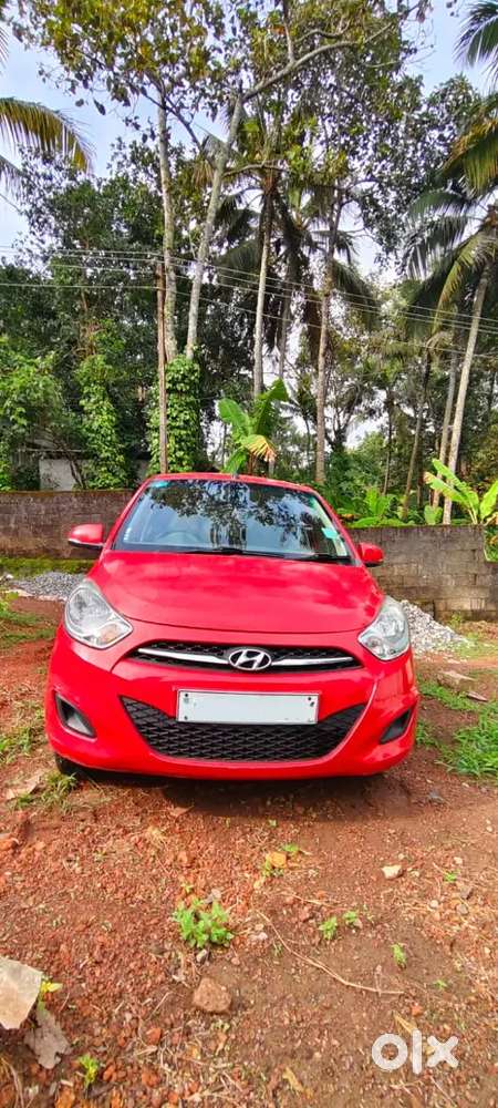Hyundai I10 Sportz 2012 Petrol Automatic