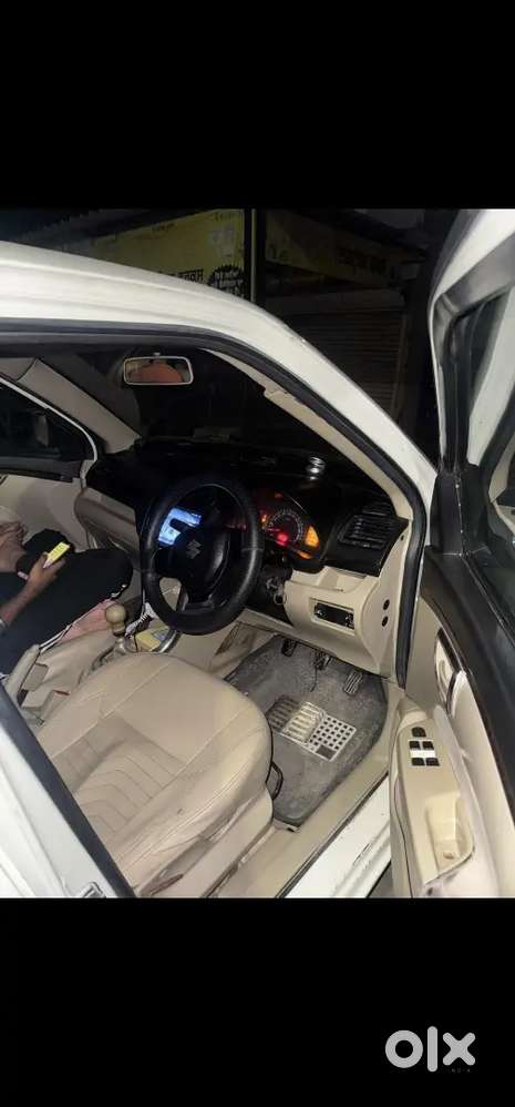 Maruti Suzuki Swift Dzire 2016