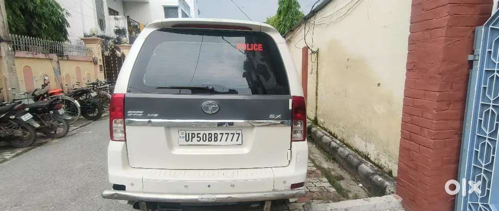 Tata Safari Storme 2017 With Average Of 15kmpl