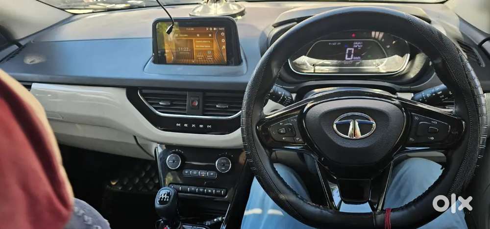 Tata Nexon 1.5 Petrol 2021 (sunroof)
