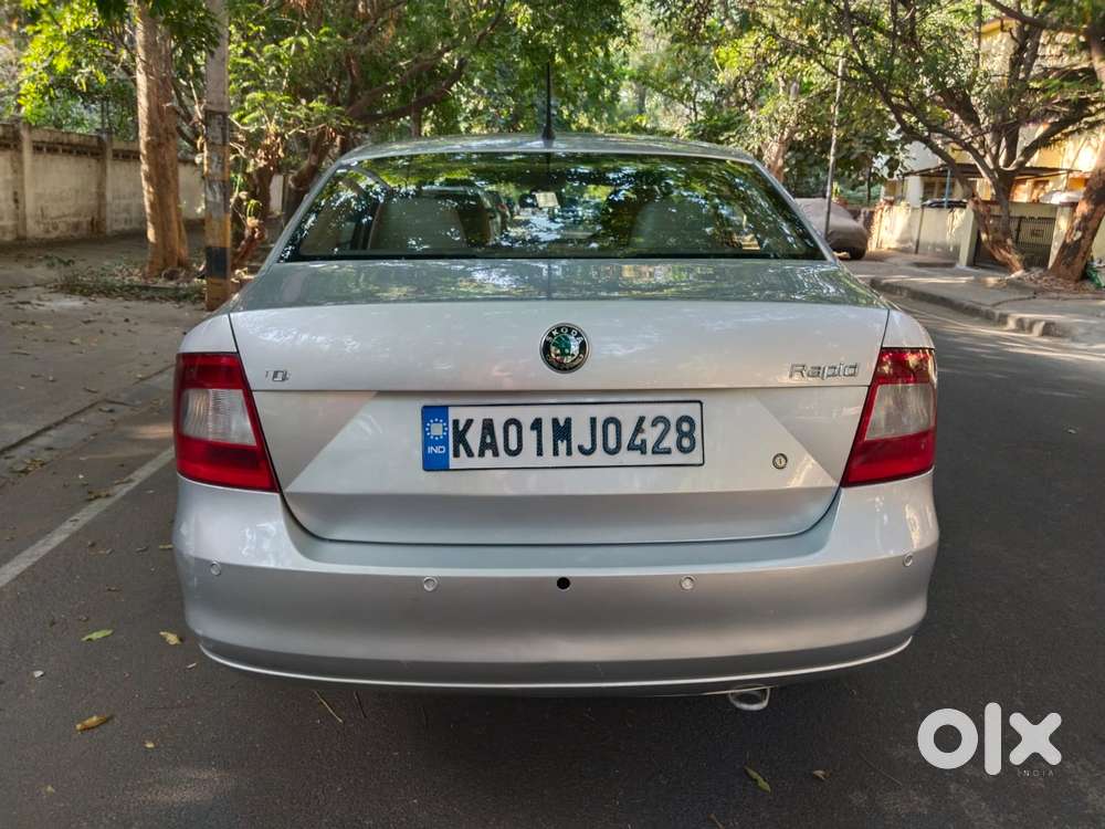 Skoda Rapid Elegance 1.6 Tdi Cr Manual, 2012, Diesel