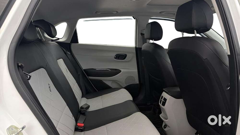 Hyundai New I20 1.2 Asta (o) Ivt, 2025, Petrol