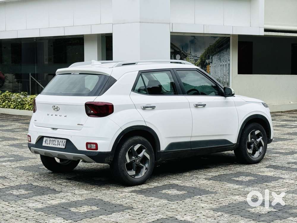Hyundai Venue 1.0 Sx Turbo Dct, 2019, Petrol