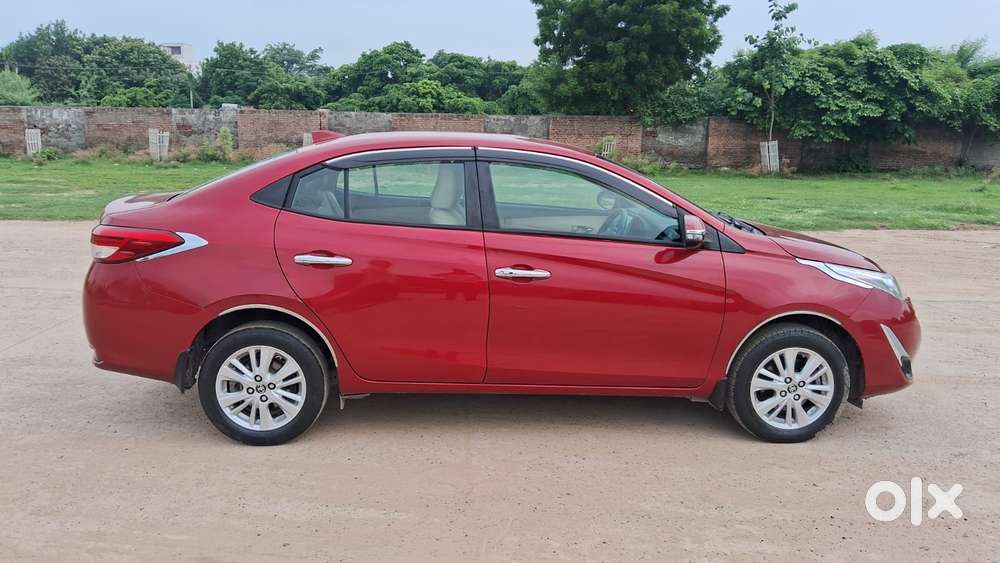 Toyota Yaris Vx Cvt, 2019, Petrol