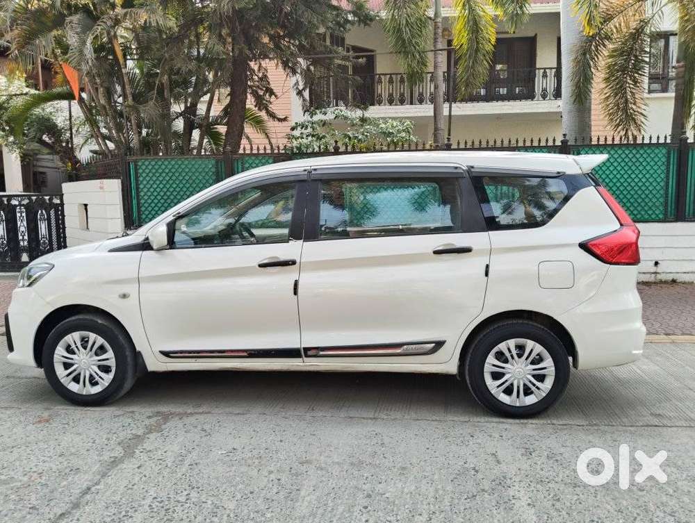 Maruti Suzuki Ertiga 2022-2023  Lxi, 2022, Cng & Hybrids