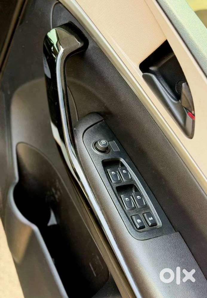 Mahindra Xuv700 2.2 Ax 5 Diesel Mt 7 Str, 2024, Diesel