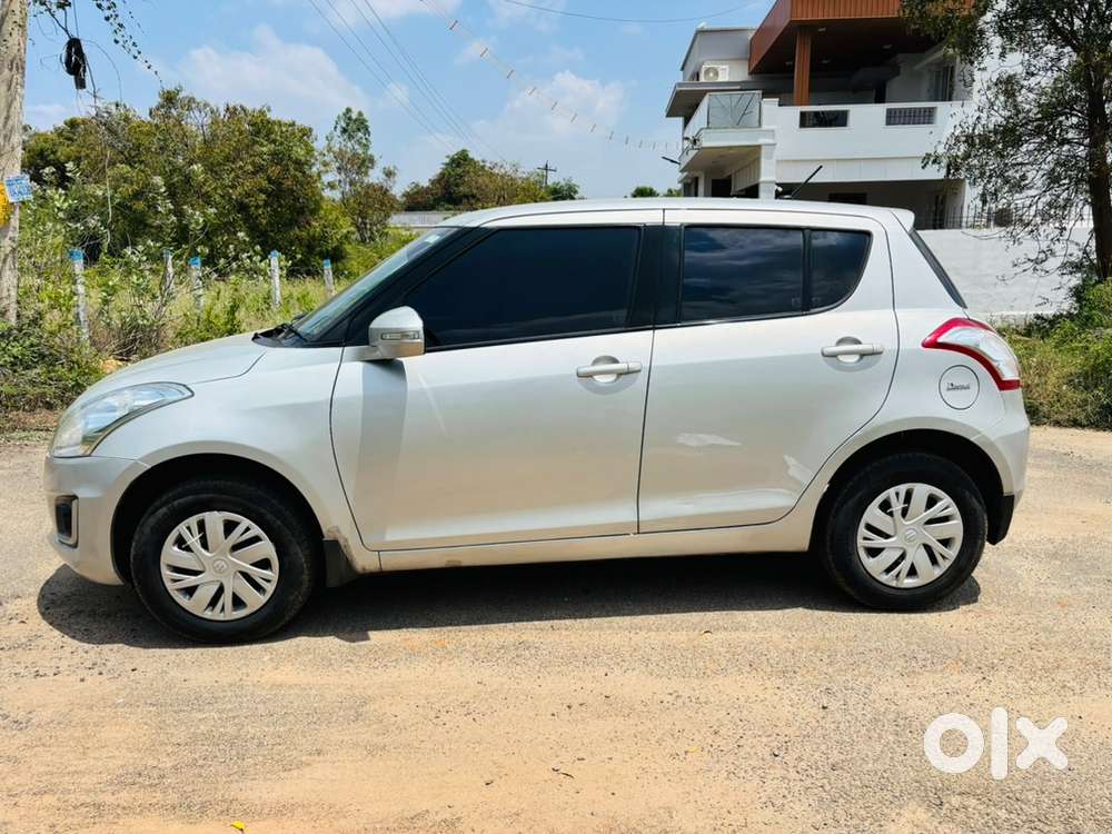 Maruti Suzuki Swift 2015 Diesel 74580 Km Driven