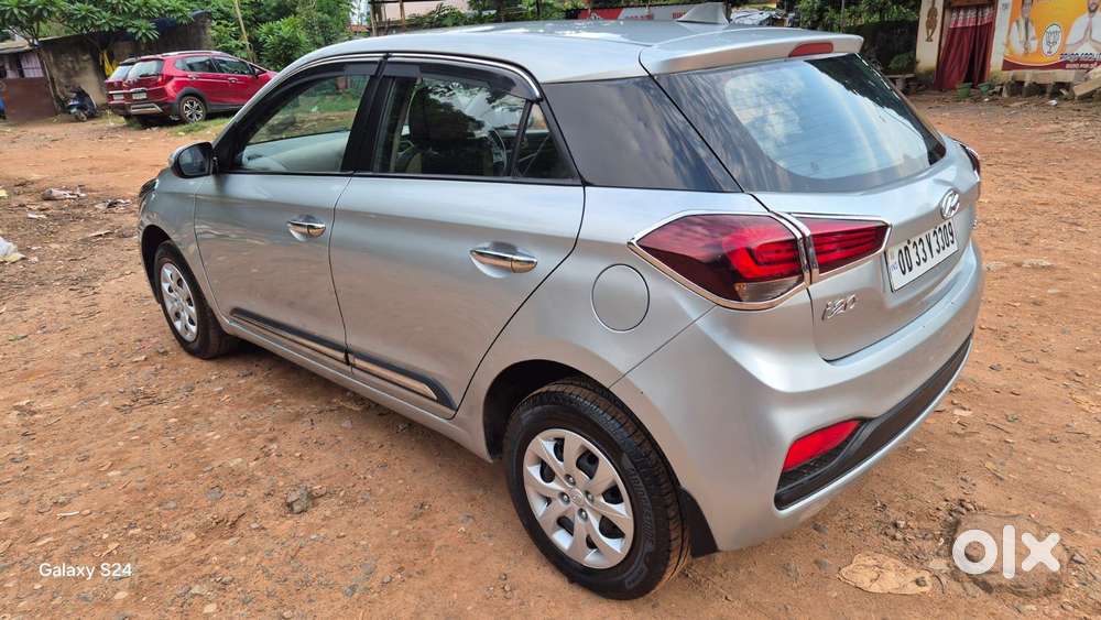 Hyundai I20 1.2 Sportz (o), 2018, Petrol