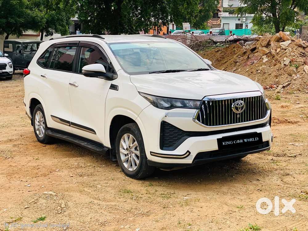 Toyota Innova Hycross 2.0 Gx 8 Str, 2024, Petrol