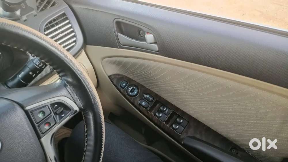 Hyundai Verna Fl 1.6 Crdi Sx