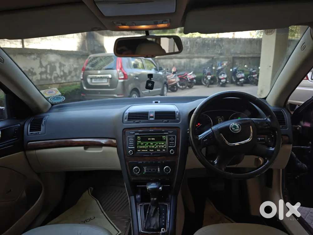 Skoda Laura 2.0 L&k Diesel Automatic