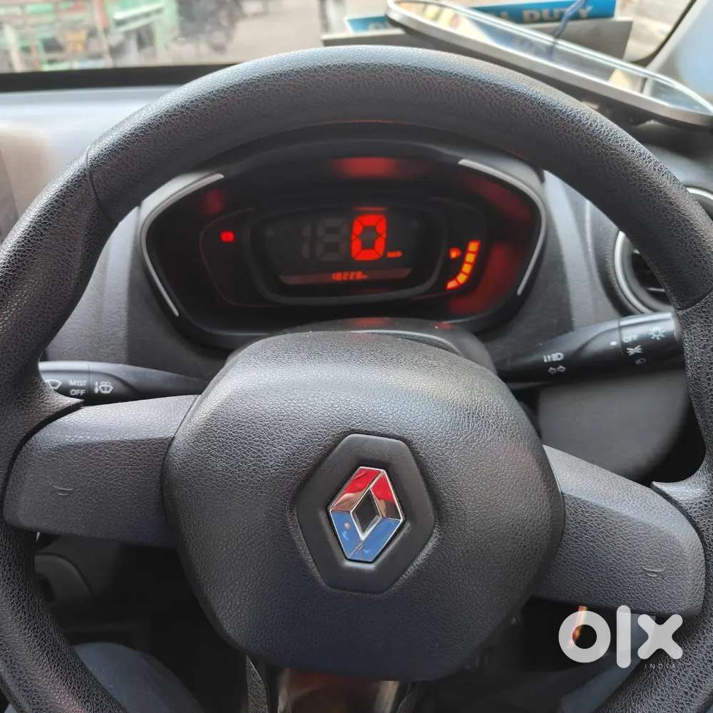 Renault 2025 Kwid 10 Petrol Well Maintained
