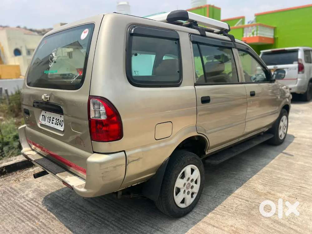 Chevrolet Tavera 2011 Diesel 122000 Km Driven