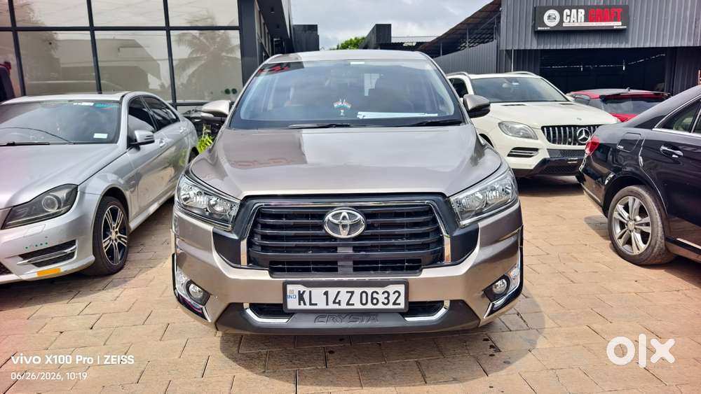 Toyota Innova Crysta 2.4 G Plus Mt 8 Str, 2020, Diesel