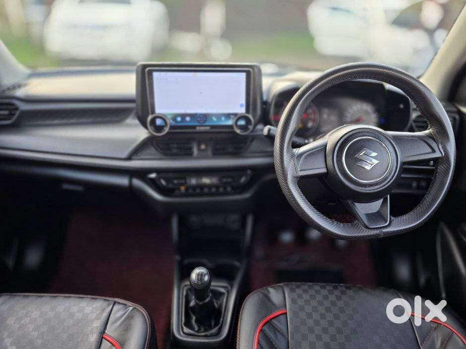 Maruti Suzuki Swift 1.2 Lxi (o), 2025, Petrol