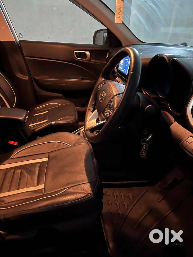 Single Owner_hyundai Venue Sx 1.0 Turbo Petrol Manual_dec21_31,000km