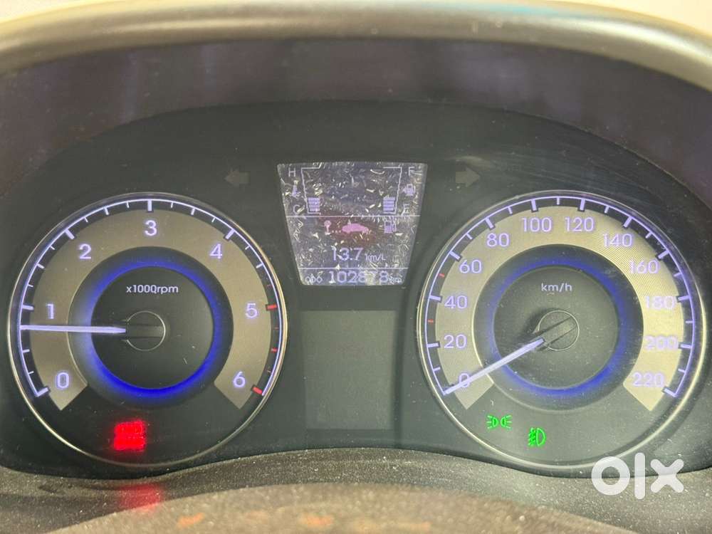 Hyundai Fluidic Verna 2014