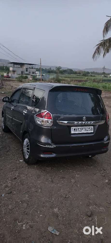 Maruti Suzuki Ertiga 2017 Petrol 160500 Km Driven Good Condition