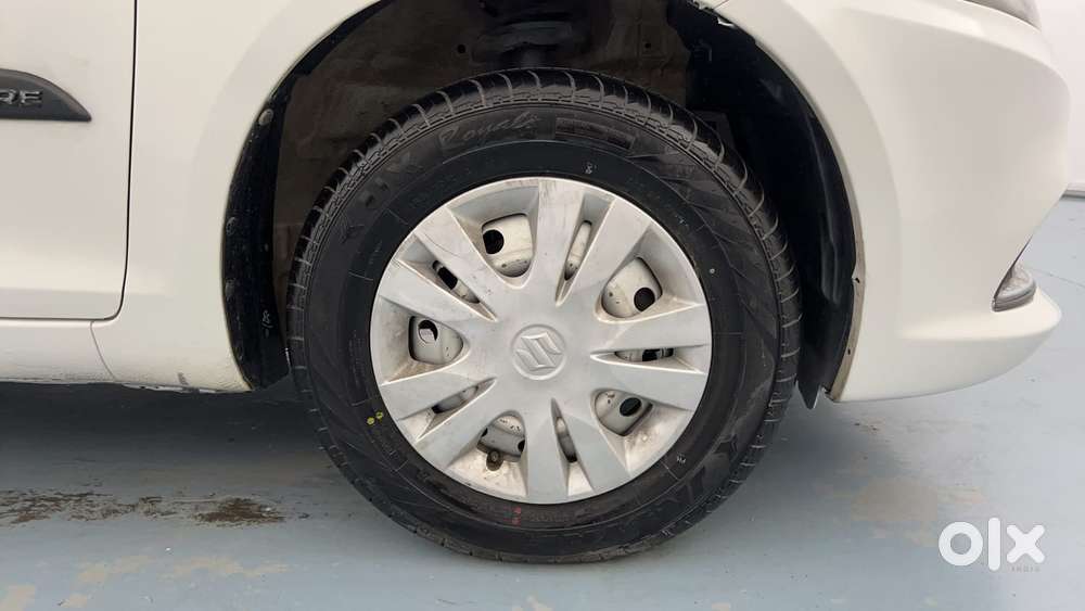 Maruti Suzuki Swift Dzire 1.3 Vxi, 2015, Petrol