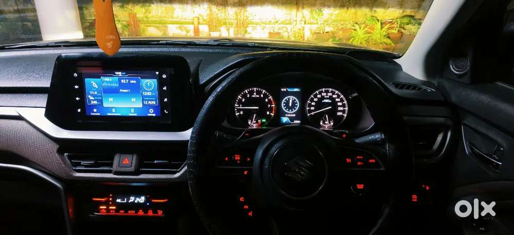 Maruti Brezza Zxi Hybrid 2024
