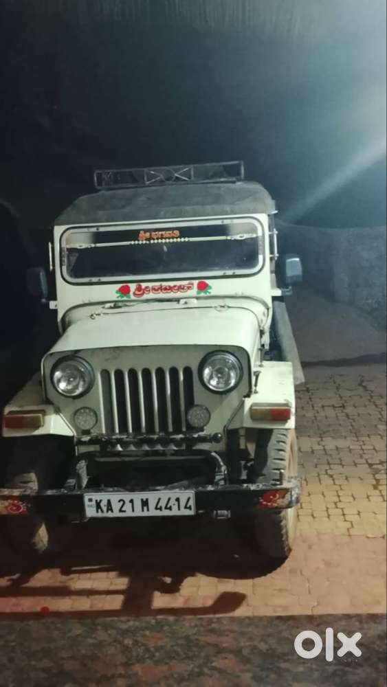 Mahindra Jeep