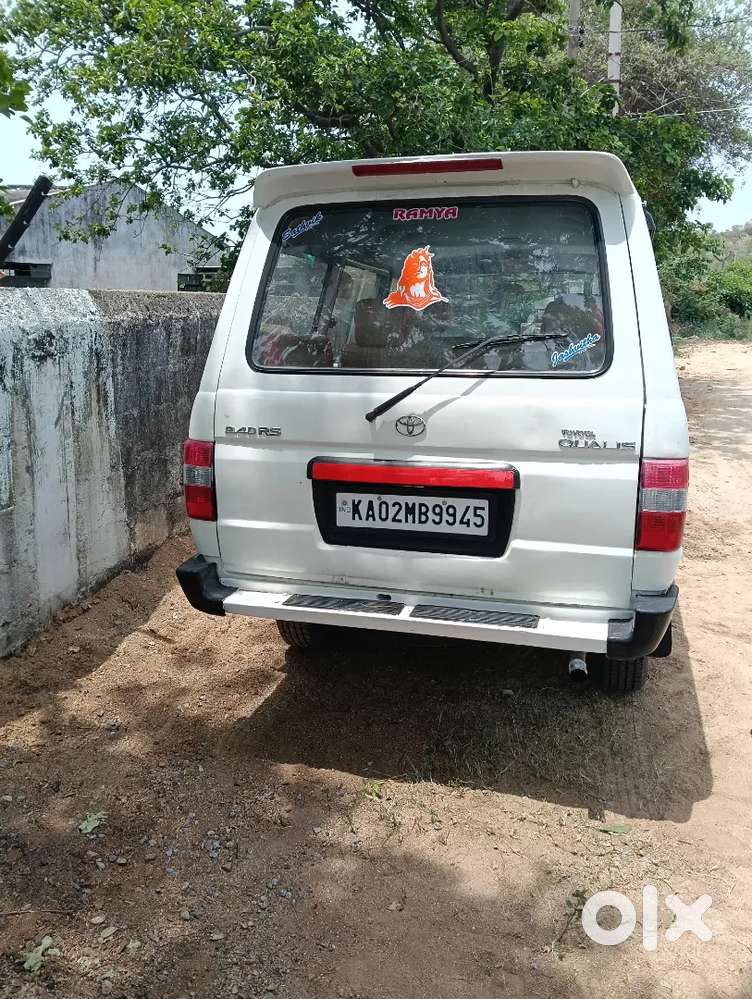 Toyota Qualis 2000