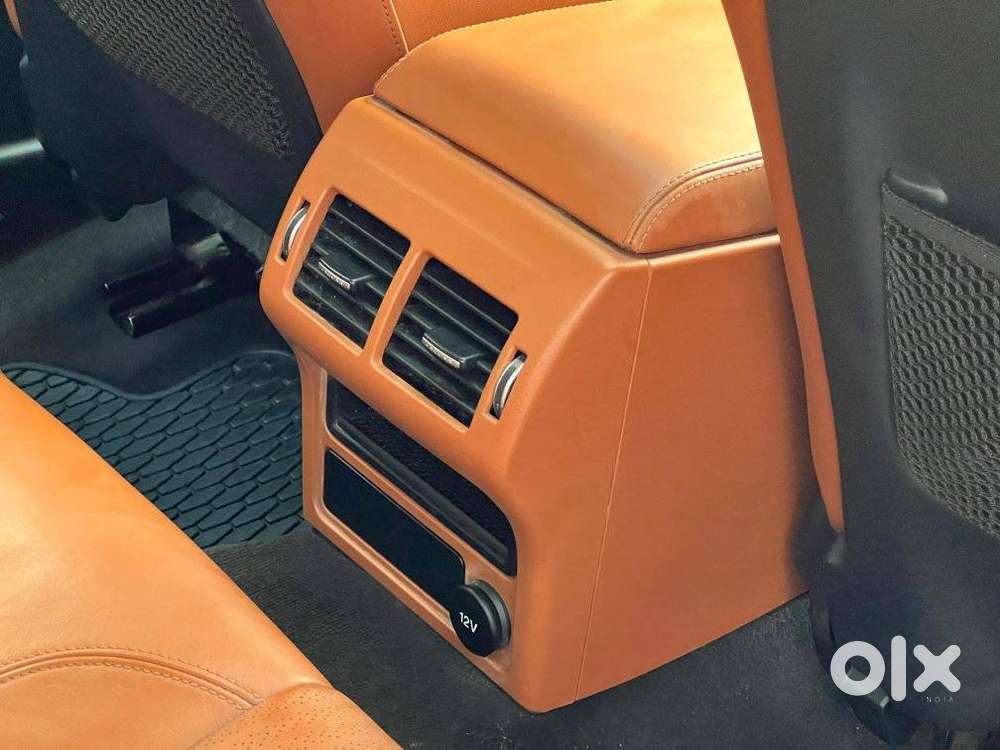 Jaguar Xe Portfolio, 2016, Petrol