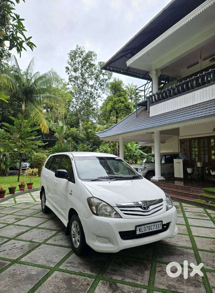 Toyota Innova 2.5 G4 Diesel 7-seater, 2006, Diesel