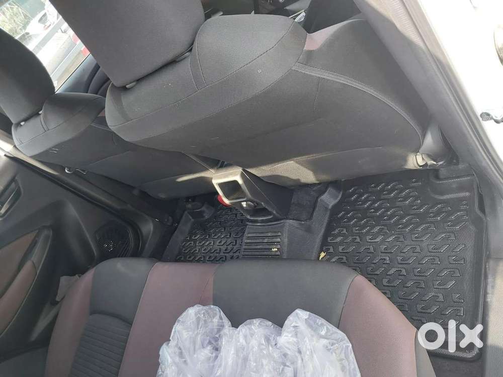 Maruti Suzuki Fronx 2025 Cng & Hybrids Well Maintained