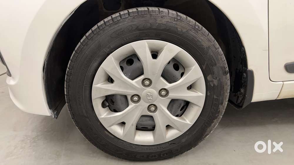 Hyundai Grand I10 1.2 Kappa Sportz, 2016, Petrol