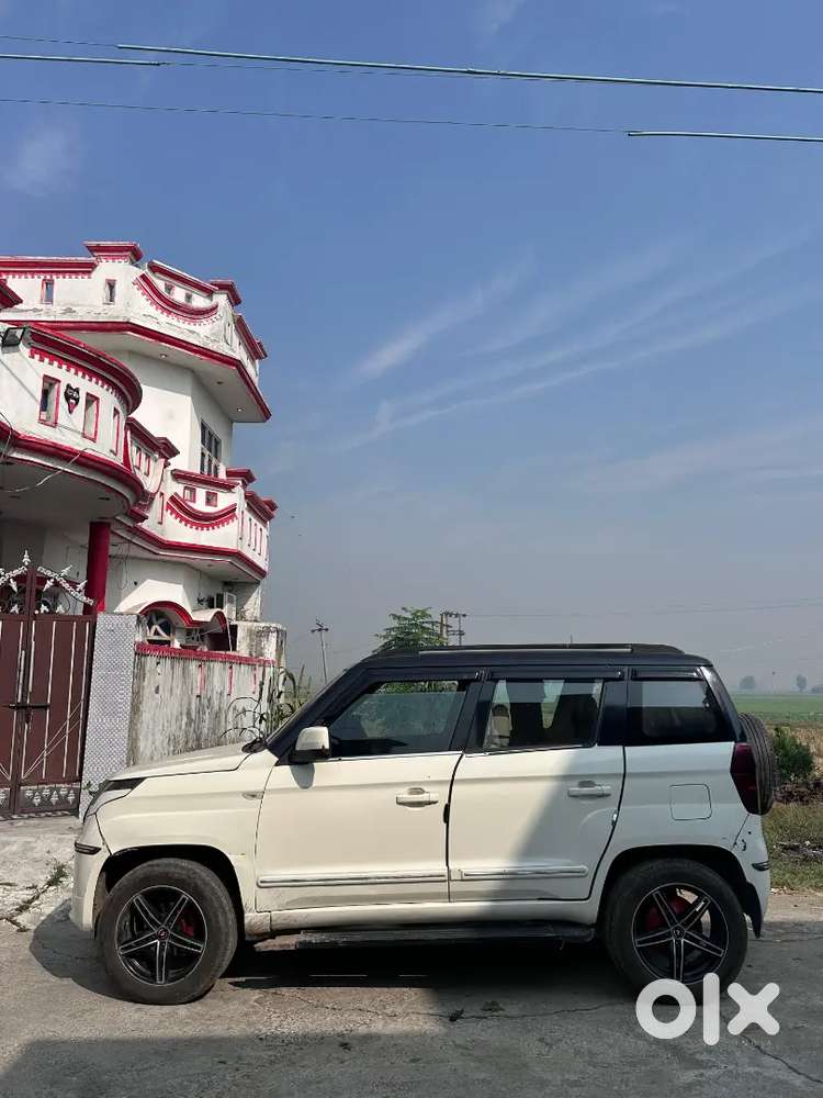 Mahindra Tuv 300 2016 Diesel 91000 Km Driven No 2  Key Available