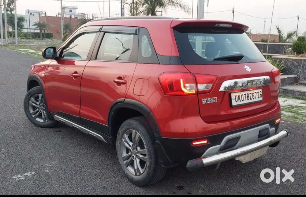 Maruti Suzuki Vitara Brezza 2017 Shoroom Condition Dr Driving Car