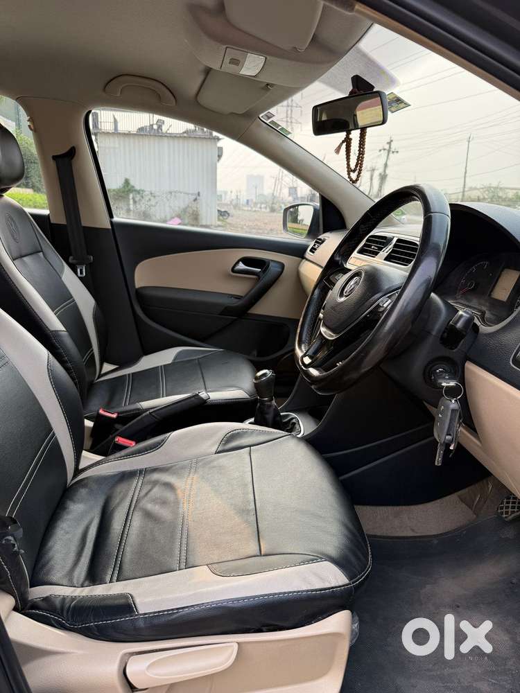 Volkswagen Polo Highline 1.6l Petrol, 2014, Diesel