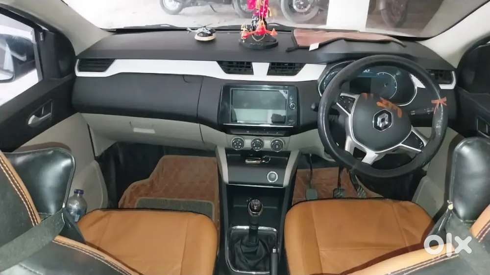 Renault Triber Facelift Rxe 2025