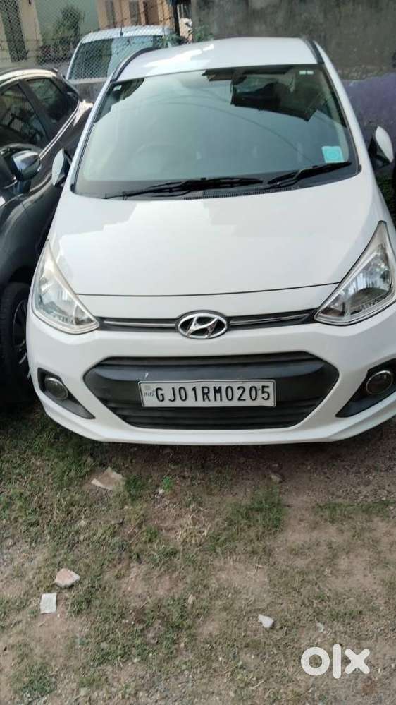 Hyundai Grand I10 Sportz O 1.2, 2015, Petrol