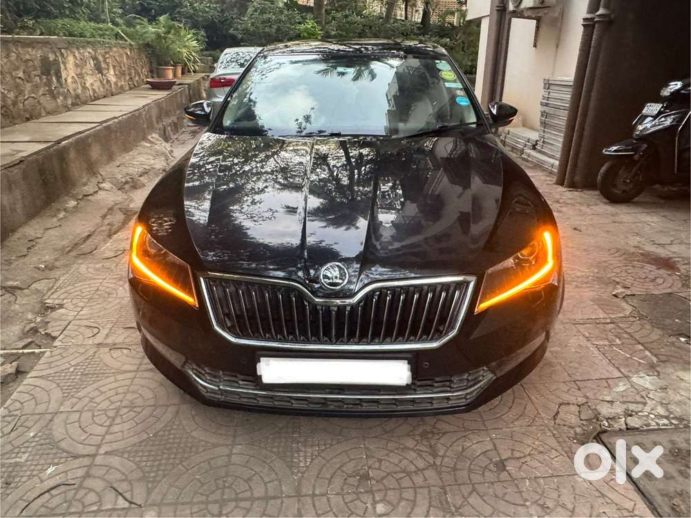 Skoda Superb Style 1.8 Tdi At