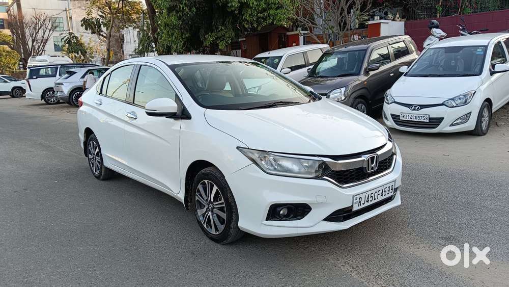 Honda City I-vtec V, 2018, Petrol