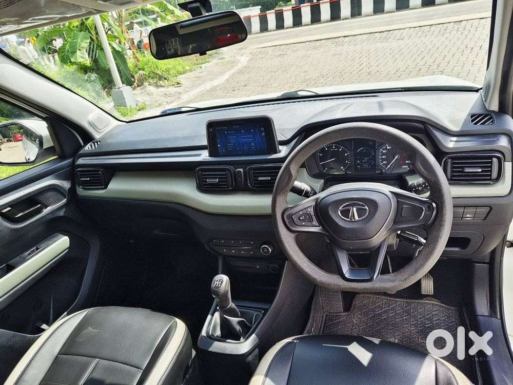 Tata Punch Camo Adventure Mt, 2022, Petrol