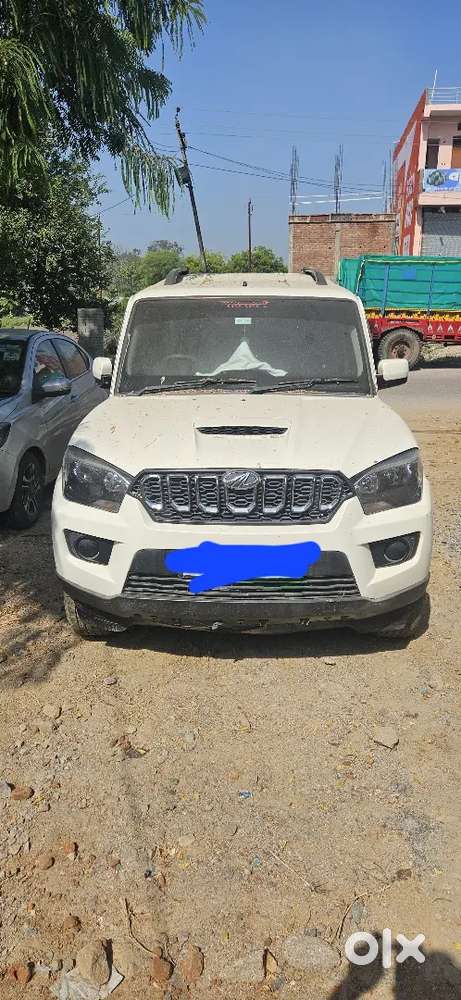 Mahindra Scorpio Classic Mt