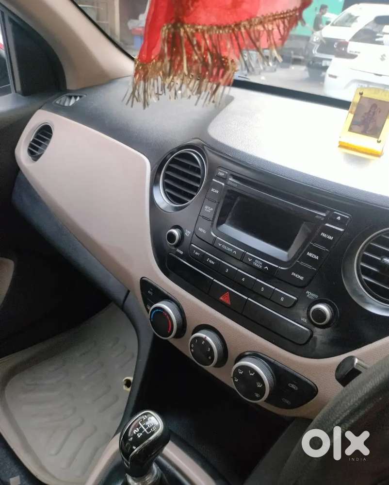 Hyundai Grand I10 Sportz1.2 2015