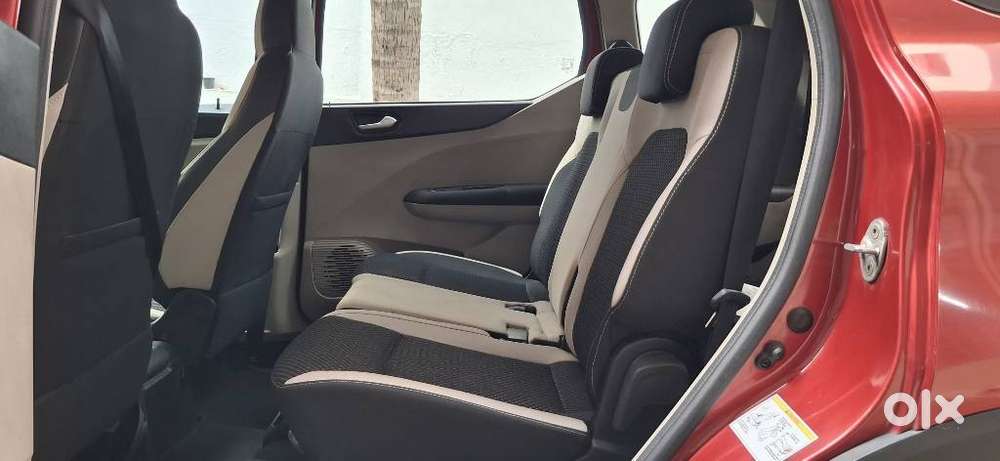 Renault Triber Rxz, 2020, Petrol