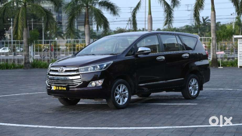 Toyota Innova Crysta 2.8 Zx Automatic 7 Str, 2016, Diesel