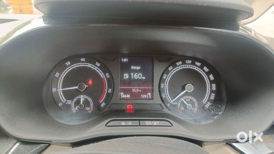Skoda Slavia Ambition 1.0l Tsi Mt, 2022, Petrol