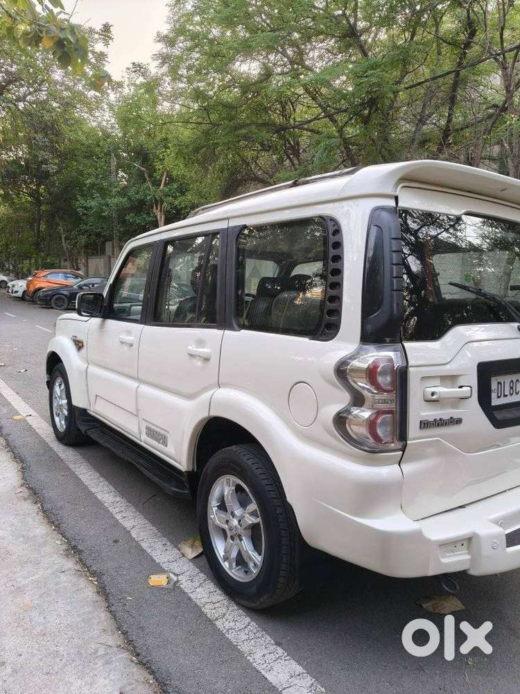 Mahindra Scorpio S10, 2017, Diesel