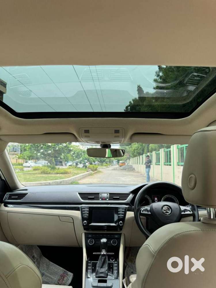 Skoda Superb Lk 1.8 Tsi At, 2016, Petrol